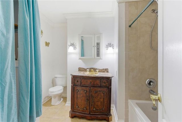 13013 Corrington Avenue, Grandview, MO 64030