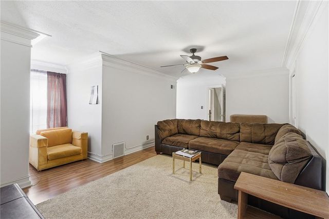 13013 Corrington Avenue, Grandview, MO 64030