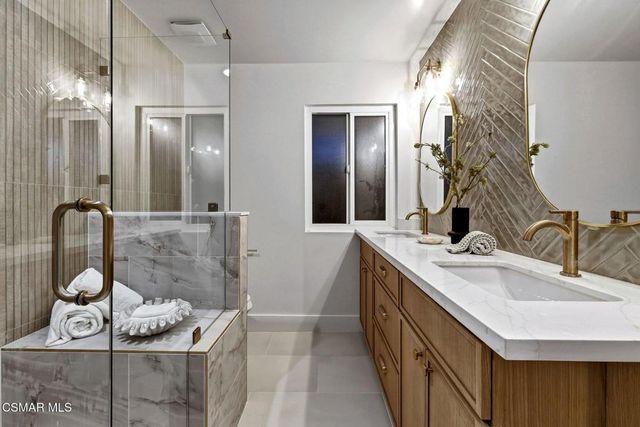 5525 Parkmor Road, Calabasas, CA 91302