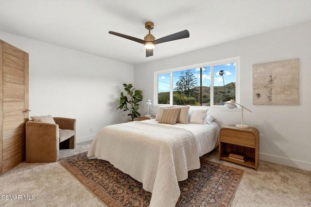 5525 Parkmor Road, Calabasas, CA 91302