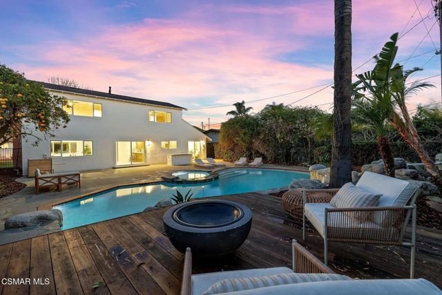 5525 Parkmor Road, Calabasas, CA 91302