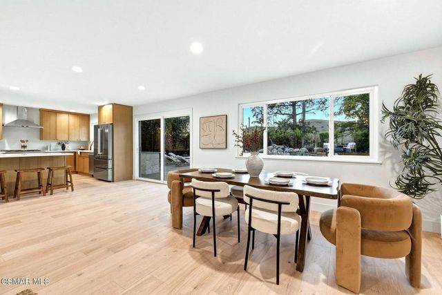 5525 Parkmor Road, Calabasas, CA 91302