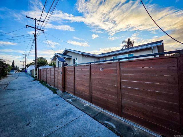 819 821 Raven Street, San Diego, CA 92102