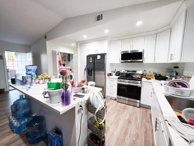 819 821 Raven Street, San Diego, CA 92102