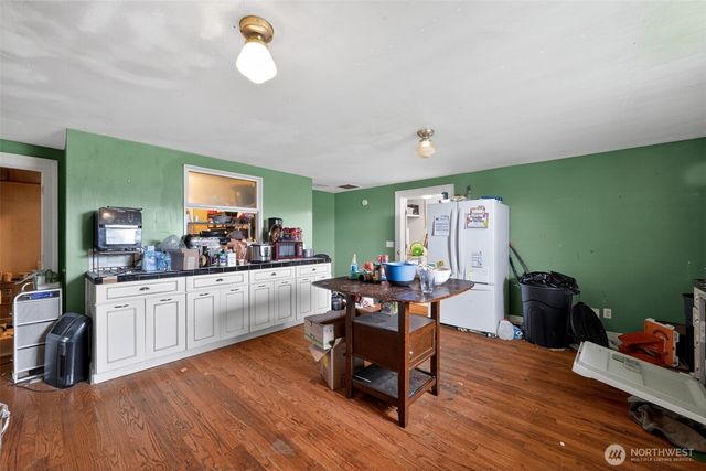 9801 Lenhart Road, Sumas, WA 98295