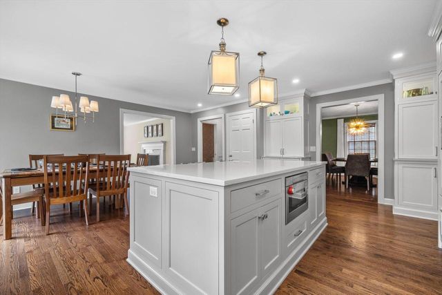 11 Redwood COURT, Wind Point, WI 53402