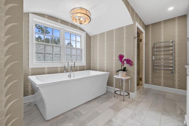 11 Redwood COURT, Wind Point, WI 53402