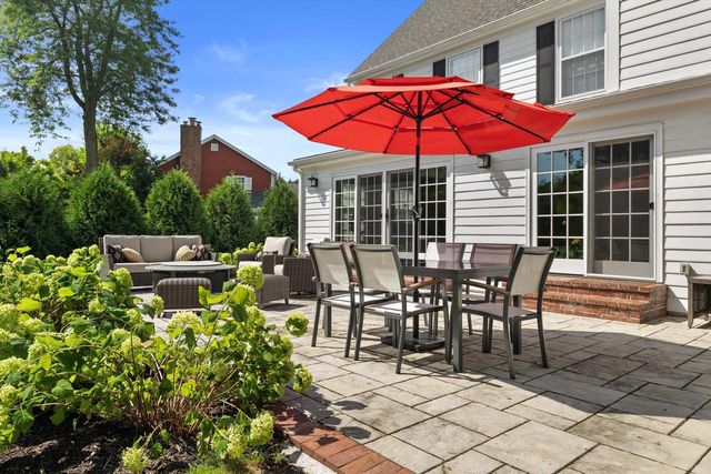 11 Redwood COURT, Wind Point, WI 53402