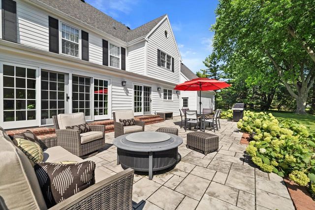 11 Redwood COURT, Wind Point, WI 53402