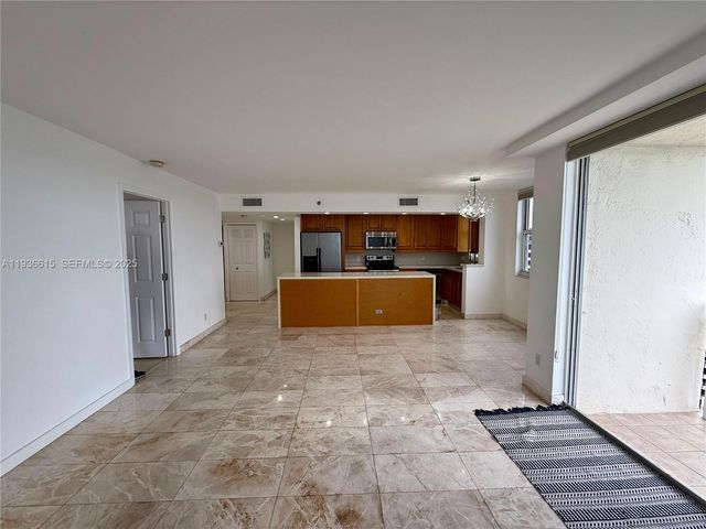 770 Claughton Island Dr PH-15, Miami, FL 33131