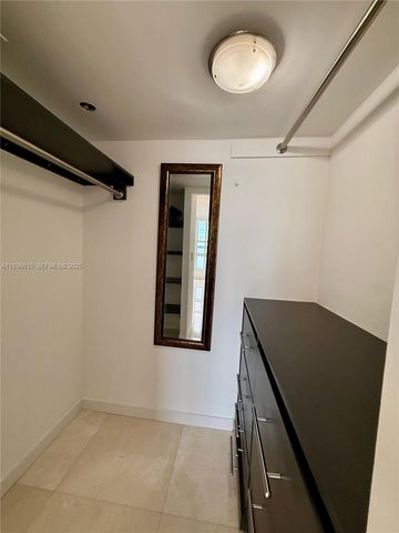 770 Claughton Island Dr PH-15, Miami, FL 33131