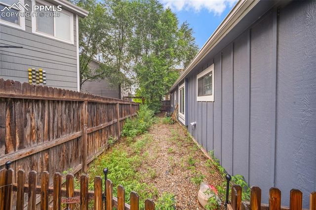 841 Dawn Break Loop, Colorado Springs, CO 80910