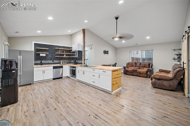 841 Dawn Break Loop, Colorado Springs, CO 80910