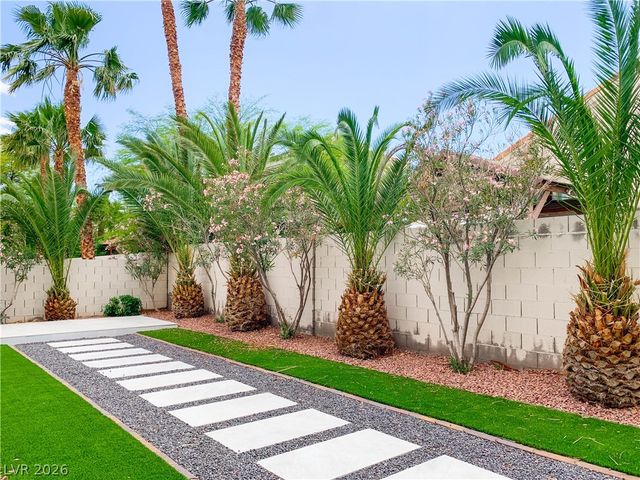 4765 Crakow Court, Las Vegas, NV 89147