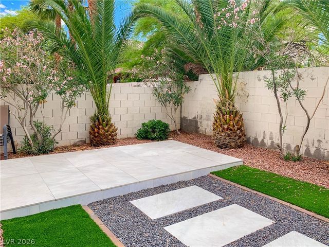 4765 Crakow Court, Las Vegas, NV 89147