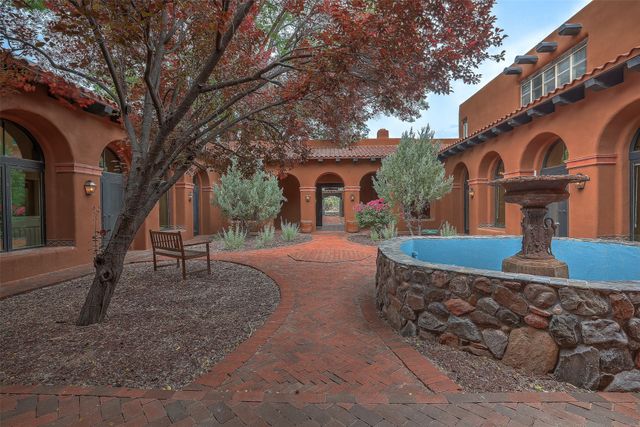 Rancho de Abiquiu, Abiquiu, NM 87510