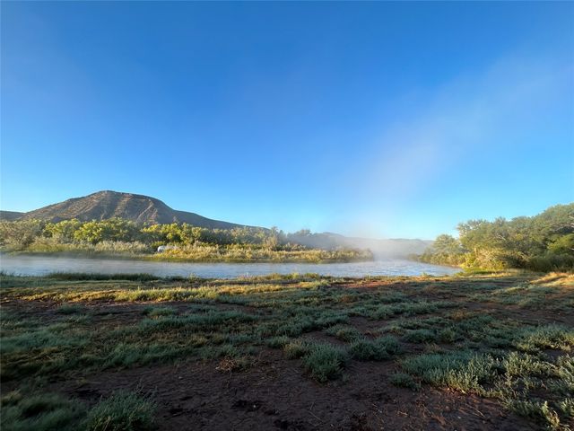 Rancho de Abiquiu, Abiquiu, NM 87510