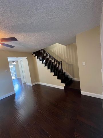 6416 Bankside Drive 42, Houston, TX 77096