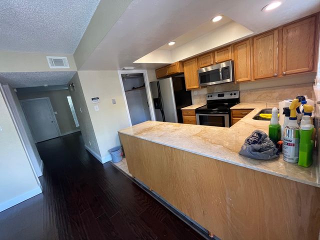 6416 Bankside Drive 42, Houston, TX 77096