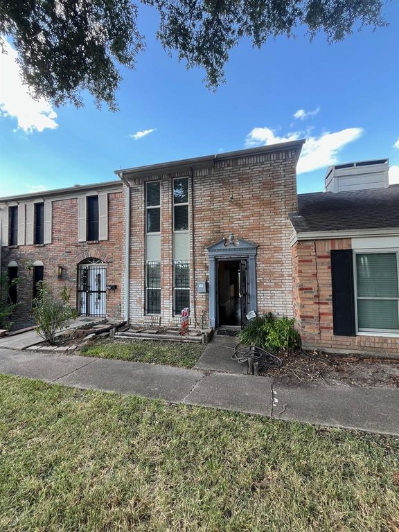 6416 Bankside Drive 42, Houston, TX 77096