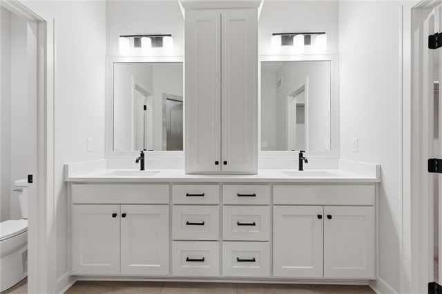 16729 Pinehurst Drive, Basehor, KS 66007