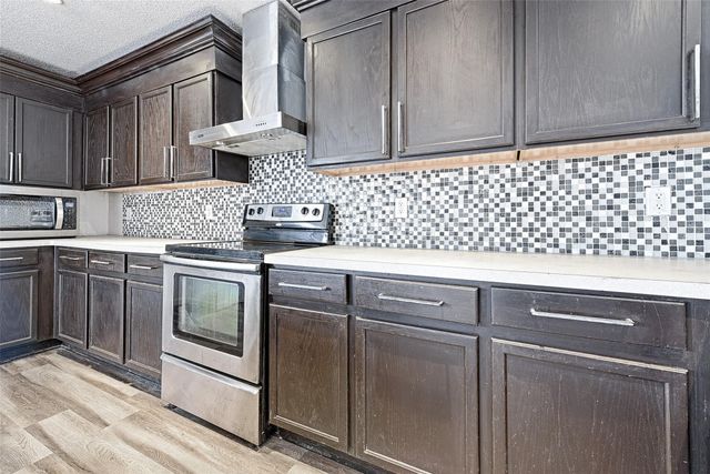 5348 Cameron Drive, Grand Prairie, TX 75052