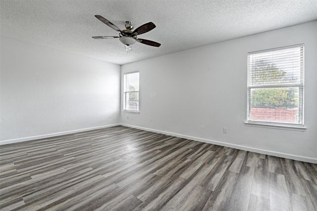 5348 Cameron Drive, Grand Prairie, TX 75052