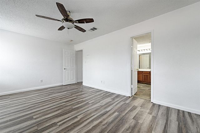 5348 Cameron Drive, Grand Prairie, TX 75052