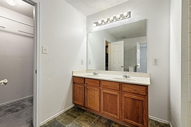 5348 Cameron Drive, Grand Prairie, TX 75052