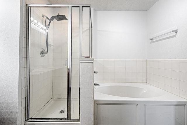 5348 Cameron Drive, Grand Prairie, TX 75052