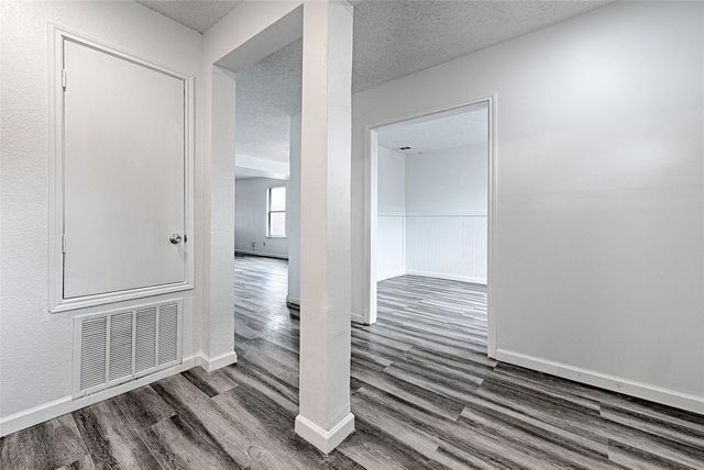 5348 Cameron Drive, Grand Prairie, TX 75052