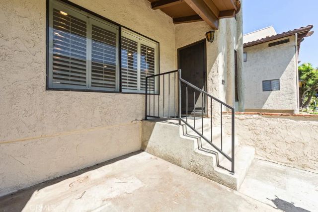 400 S Flower 92, Orange, CA 92868