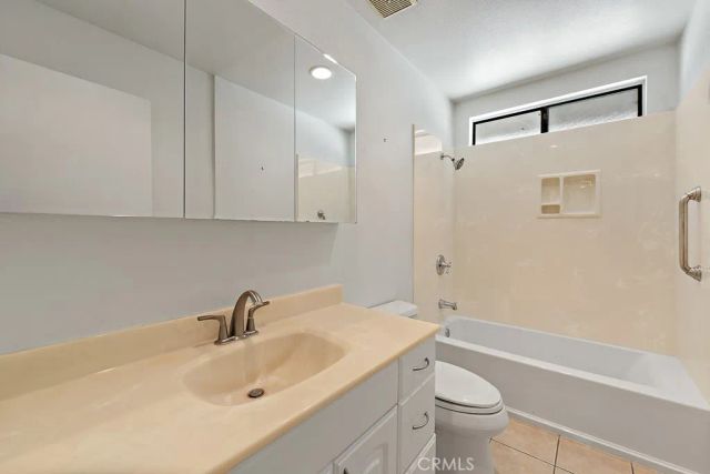 400 S Flower 92, Orange, CA 92868
