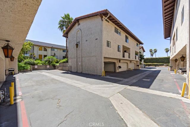 400 S Flower 92, Orange, CA 92868