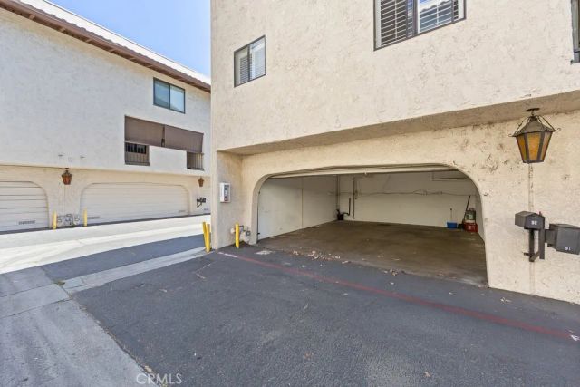 400 S Flower 92, Orange, CA 92868