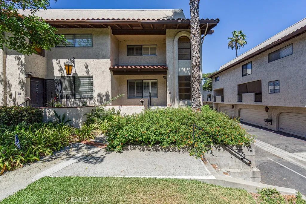 400 S Flower 92, Orange, CA 92868