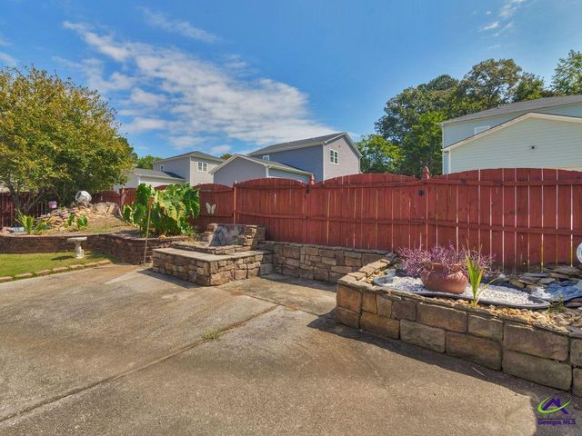 602 Brookwater Drive, Stockbridge, GA 30281