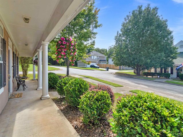 602 Brookwater Drive, Stockbridge, GA 30281