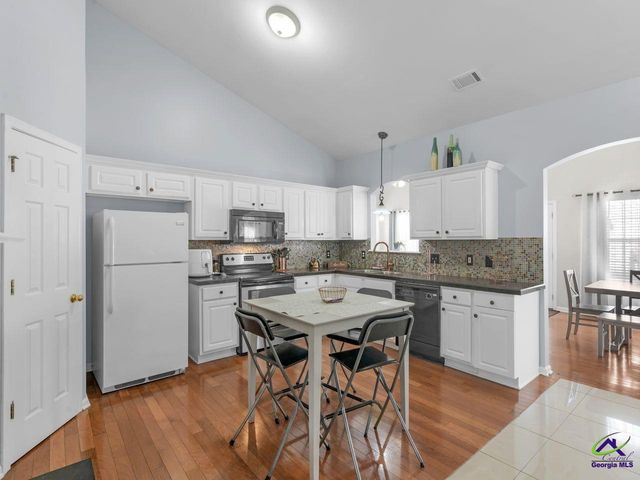 602 Brookwater Drive, Stockbridge, GA 30281