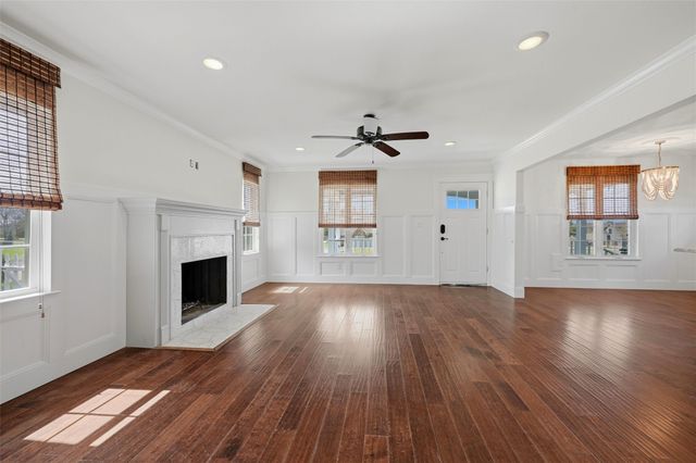 123 Pontiac Drive, Lake Kiowa, TX 76240