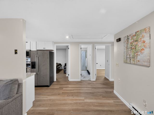 17 Grove Street, New London, CT 06320