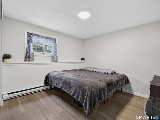 17 Grove Street, New London, CT 06320