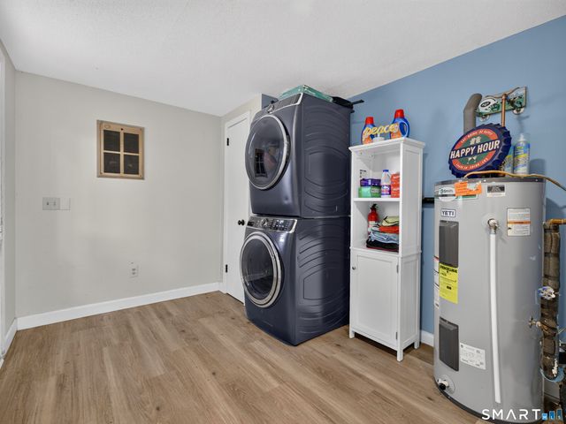 17 Grove Street, New London, CT 06320