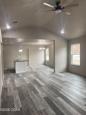 203 N Oliver Avenue, Joplin, MO 64801