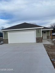 203 N Oliver Avenue, Joplin, MO 64801