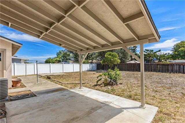 127 Brandenburg Lane, Fallbrook, CA 92028