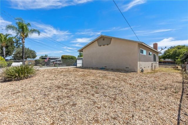 127 Brandenburg Lane, Fallbrook, CA 92028