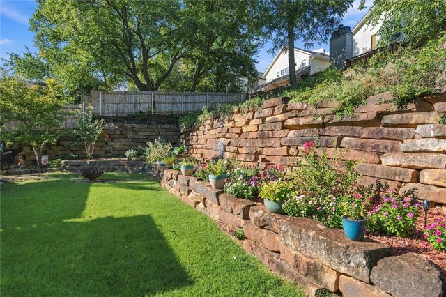 7610 S Maplewood Avenue, Tulsa, OK 74136