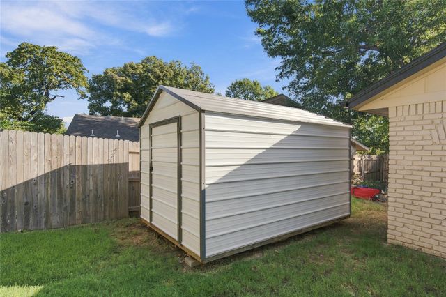 7610 S Maplewood Avenue, Tulsa, OK 74136