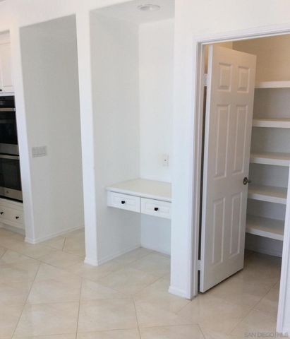 6243 Seacrest View Rd, San Diego, CA 92121